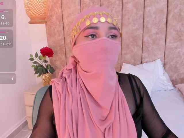 -Alisha webcam