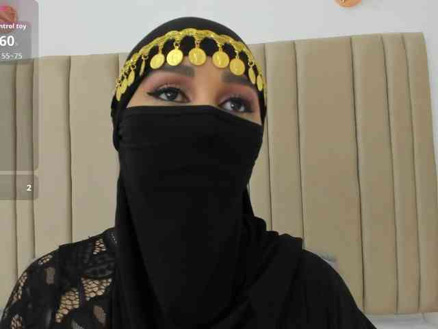 -Alisha webcam