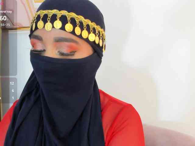 -Alisha webcam