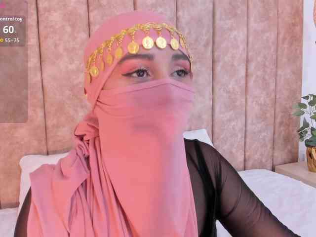 -Alisha webcam