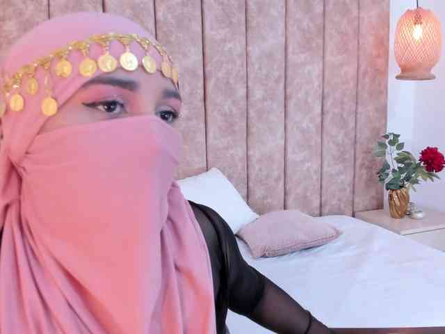 -Alisha webcam