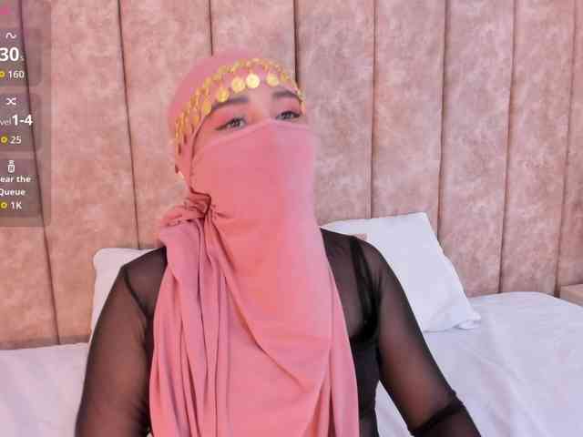-Alisha webcam