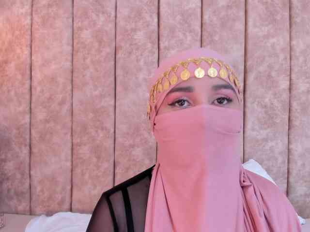 -Alisha webcam
