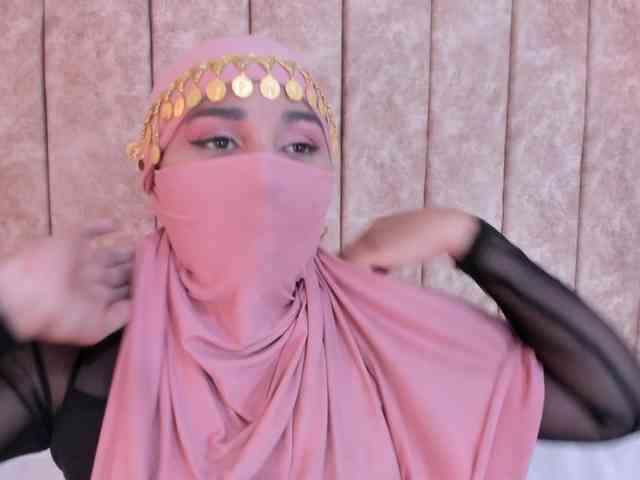 -Alisha webcam