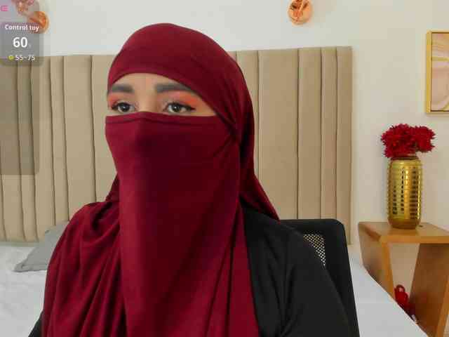 -Alisha webcam