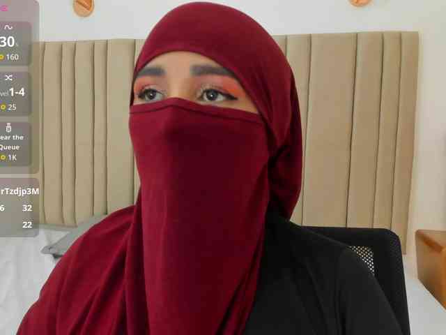 -Alisha webcam