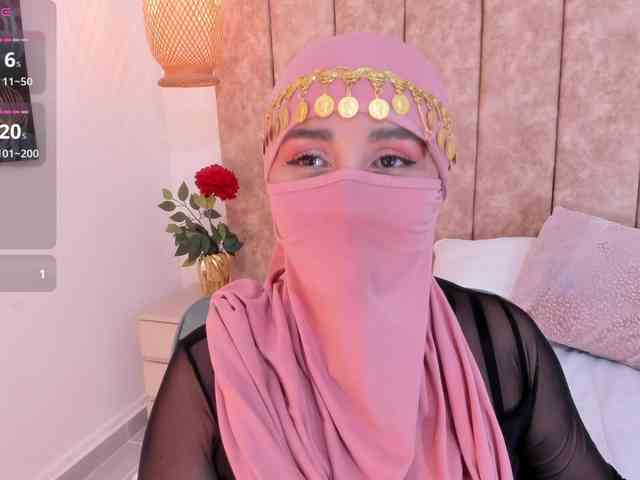 -Alisha webcam