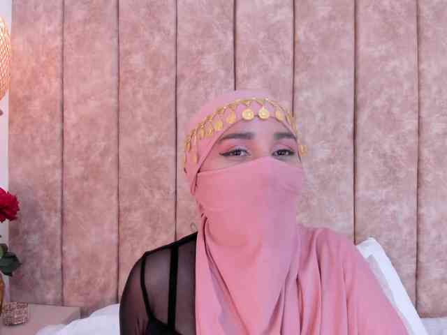 -Alisha webcam