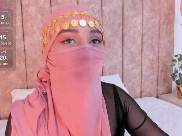 -Alisha webcam