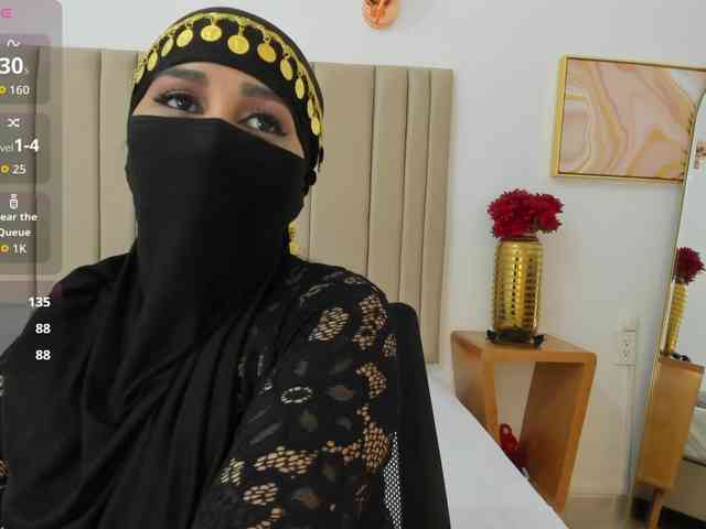 -Alisha webcam