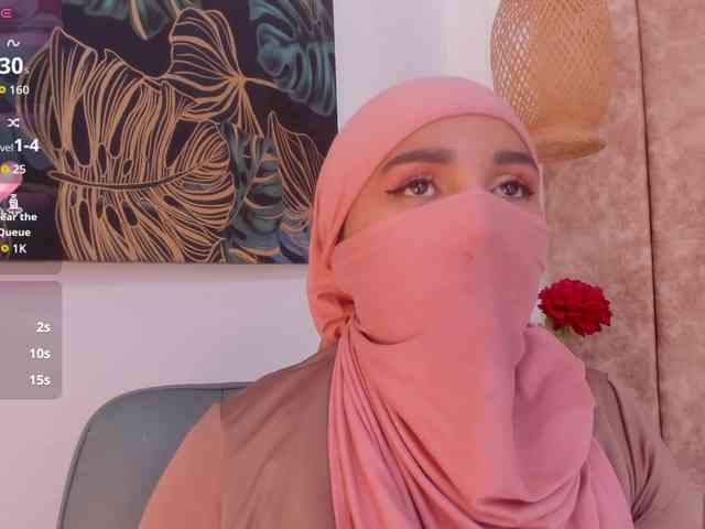 -Alisha webcam