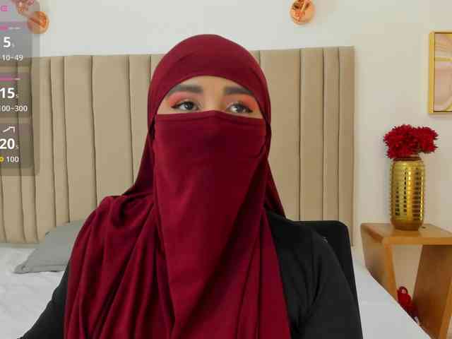 -Alisha webcam