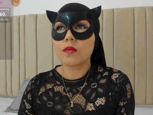 -Alisha webcam