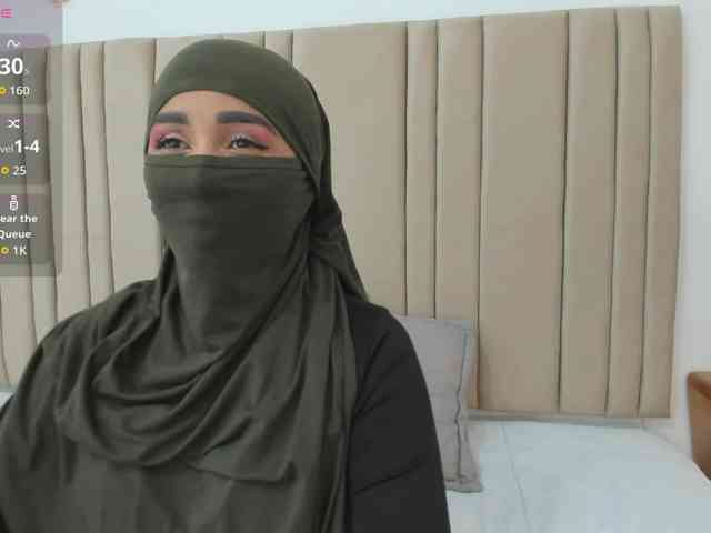 -Alisha webcam