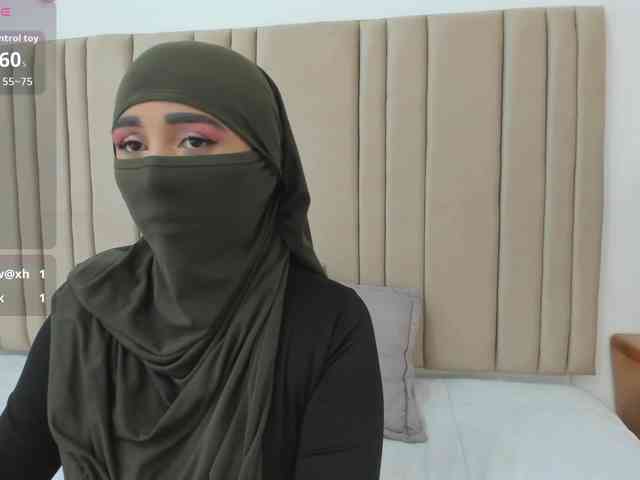-Alisha webcam