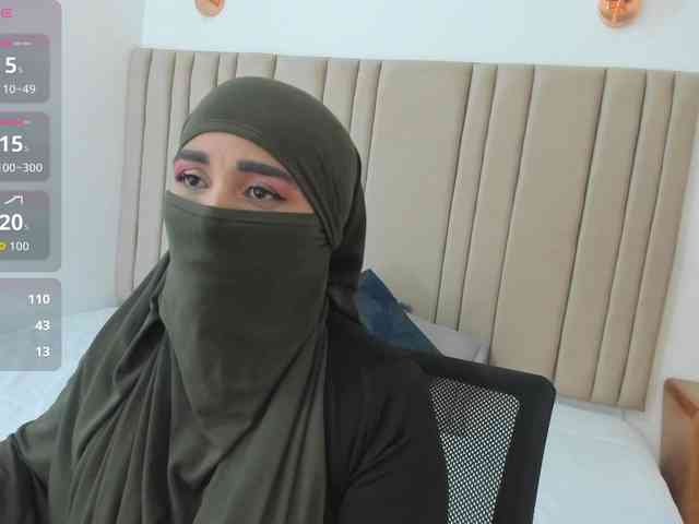 -Alisha webcam