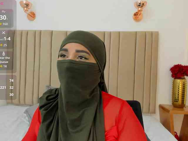 -Alisha webcam