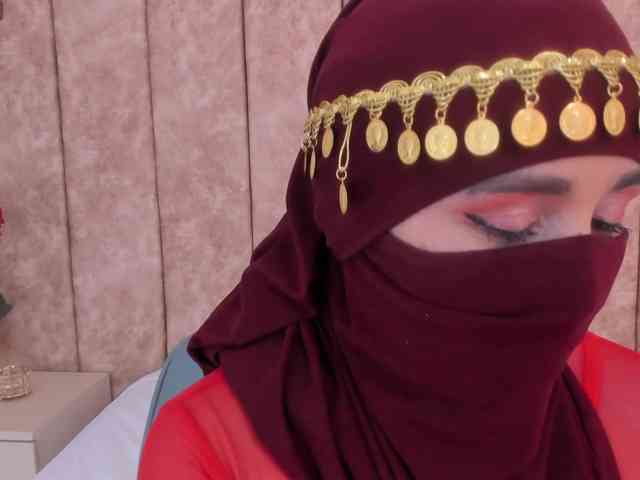 -Alisha webcam