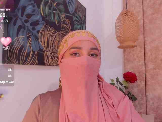 -Alisha webcam