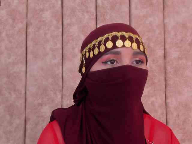 -Alisha webcam