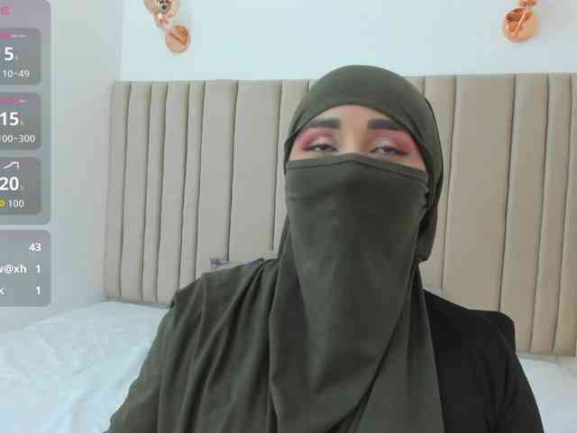 -Alisha webcam