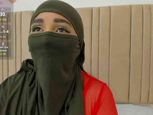 -Alisha webcam
