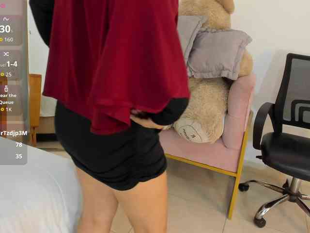 -Alisha webcam