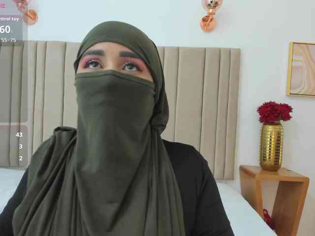 -Alisha webcam