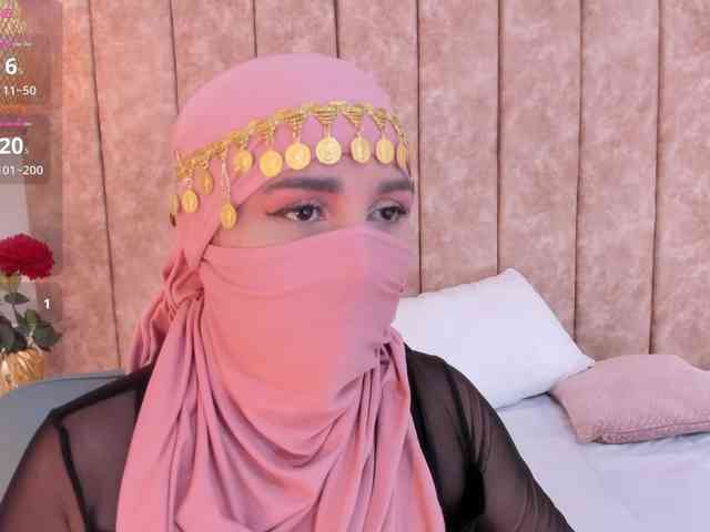 -Alisha webcam