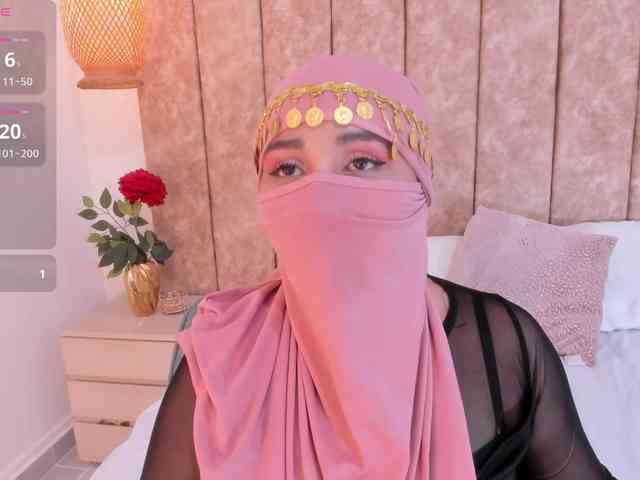 -Alisha webcam