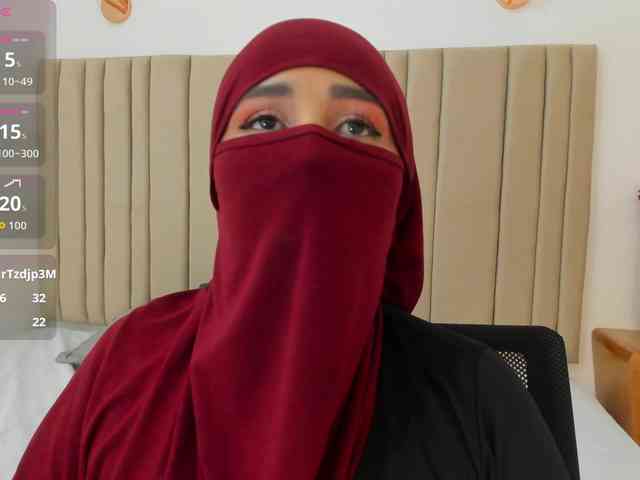-Alisha webcam