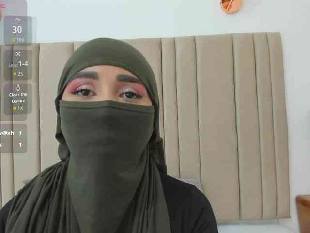 -Alisha webcam