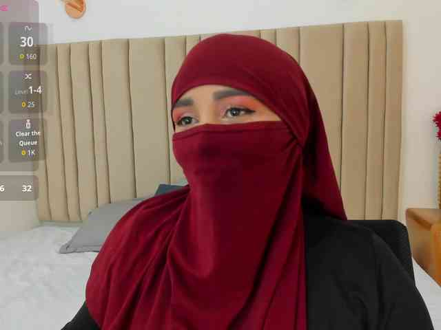 -Alisha webcam