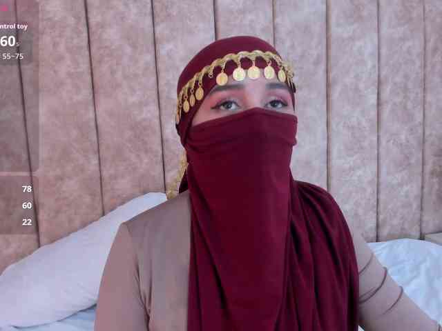 -Alisha webcam