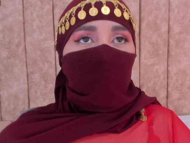 -Alisha webcam