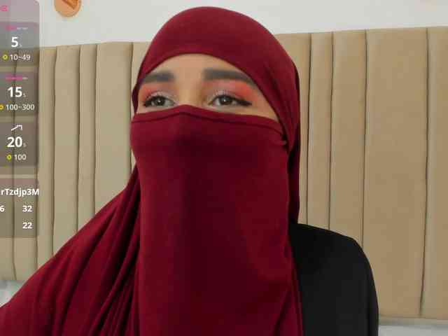 -Alisha webcam