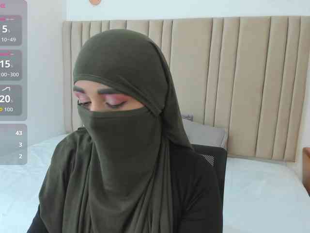-Alisha webcam