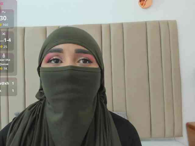 -Alisha webcam