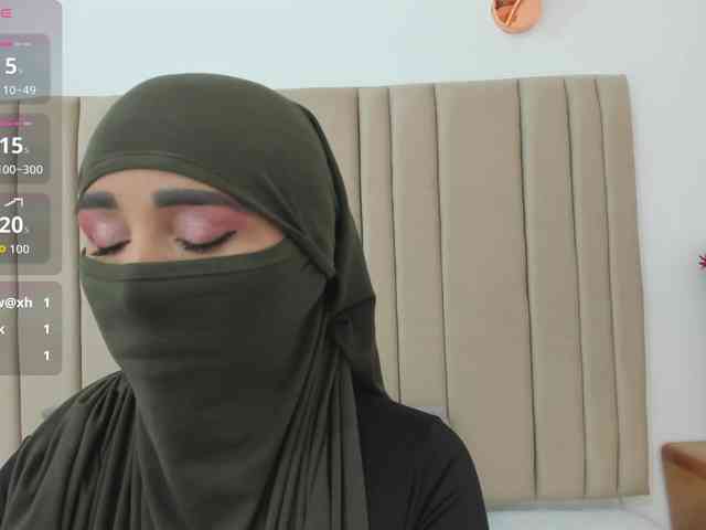 -Alisha webcam