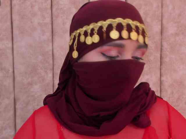 -Alisha webcam