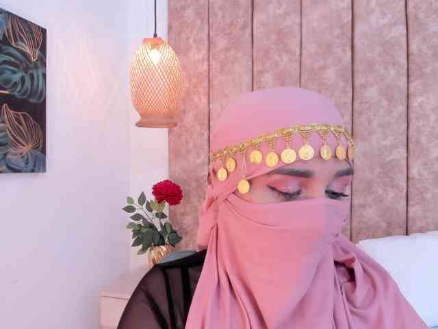 -Alisha webcam
