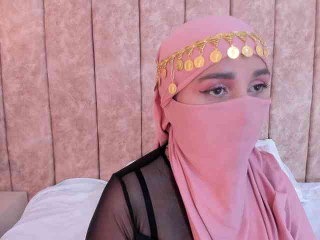 -Alisha webcam