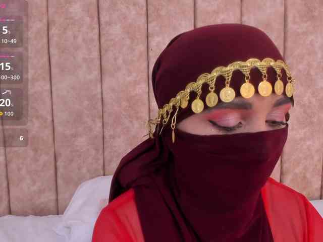 -Alisha webcam