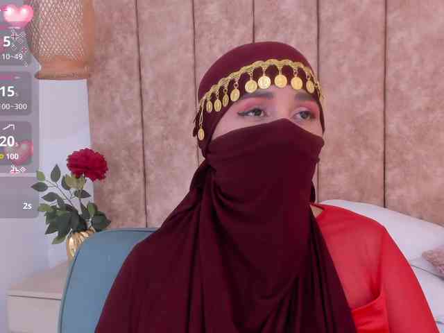 -Alisha webcam