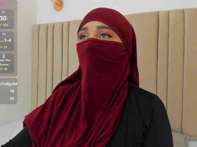 -Alisha webcam