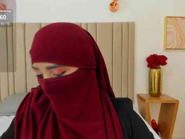 -Alisha webcam