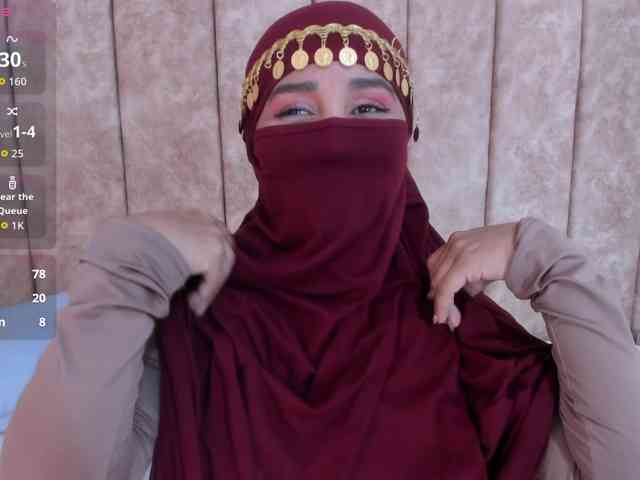 -Alisha webcam