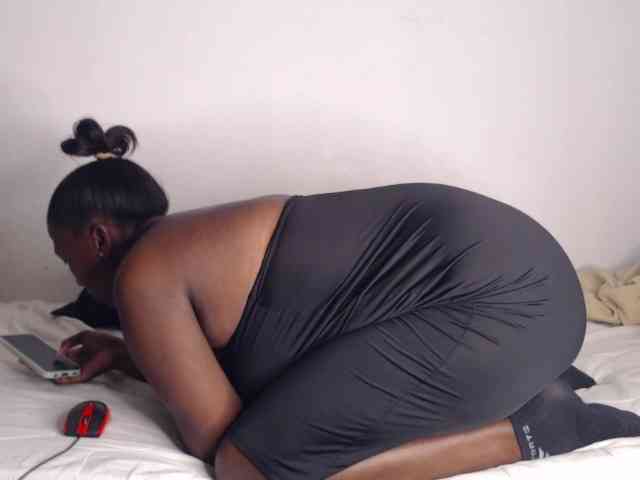 NawtyLezi696 webcam