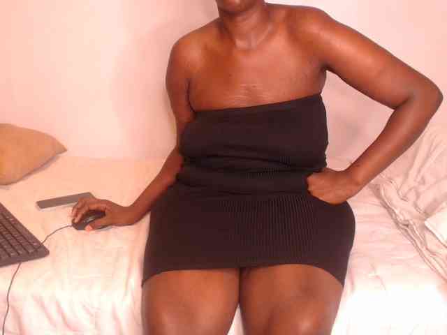 NawtyLezi696 webcam