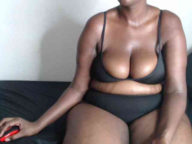 NawtyLezi696 webcam